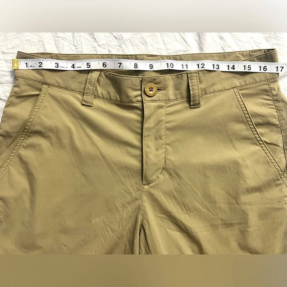 Eddie Bauer Men's Nylon Blend Tan Shorts w Pockets Size 33 - Picture 7 of 14